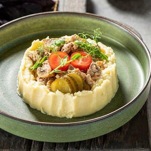 Бефстроганов с пюре