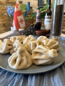 Хинкали из говядины и свинины