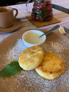Сырники с вареньем