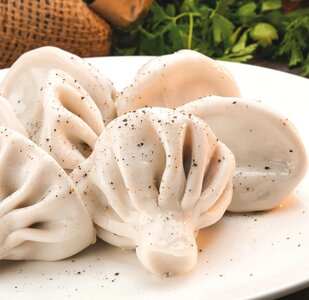 Хинкали ручной лепки