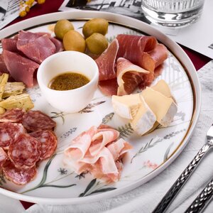 Закуски к вину